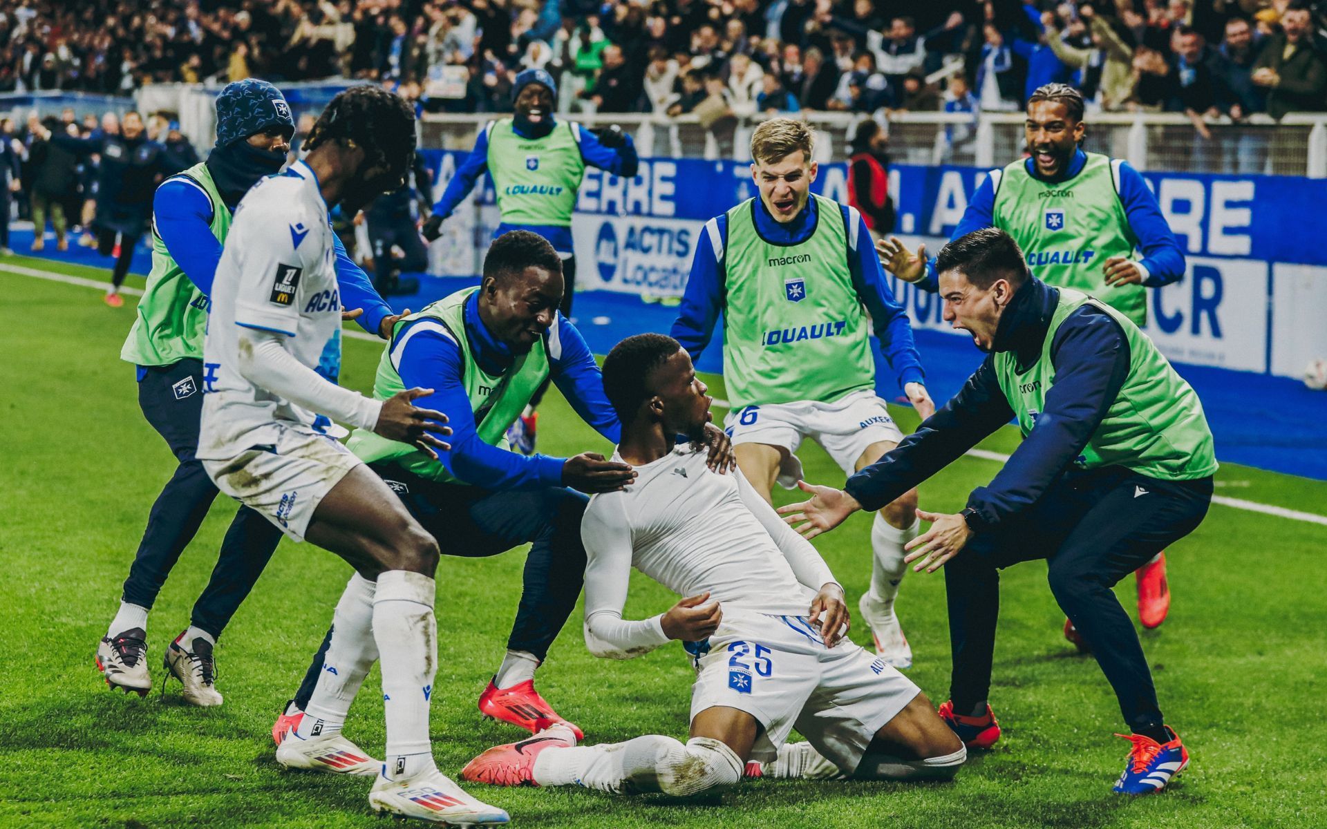 Can Auxerre win their fourth game in a row this weekend? [Image: @AJA on X]