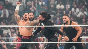 3 सुपरस्टार्स जिन्हें WWE Survivor Series 2024 के बिल्ड-अप के दौरान कमजोर दिखाने की गलती नहीं करनी चाहिए