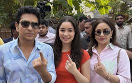 [Watch] Sachin Tendulkar casts his vote alongside family during Maharashtra Assembly Elections 2024