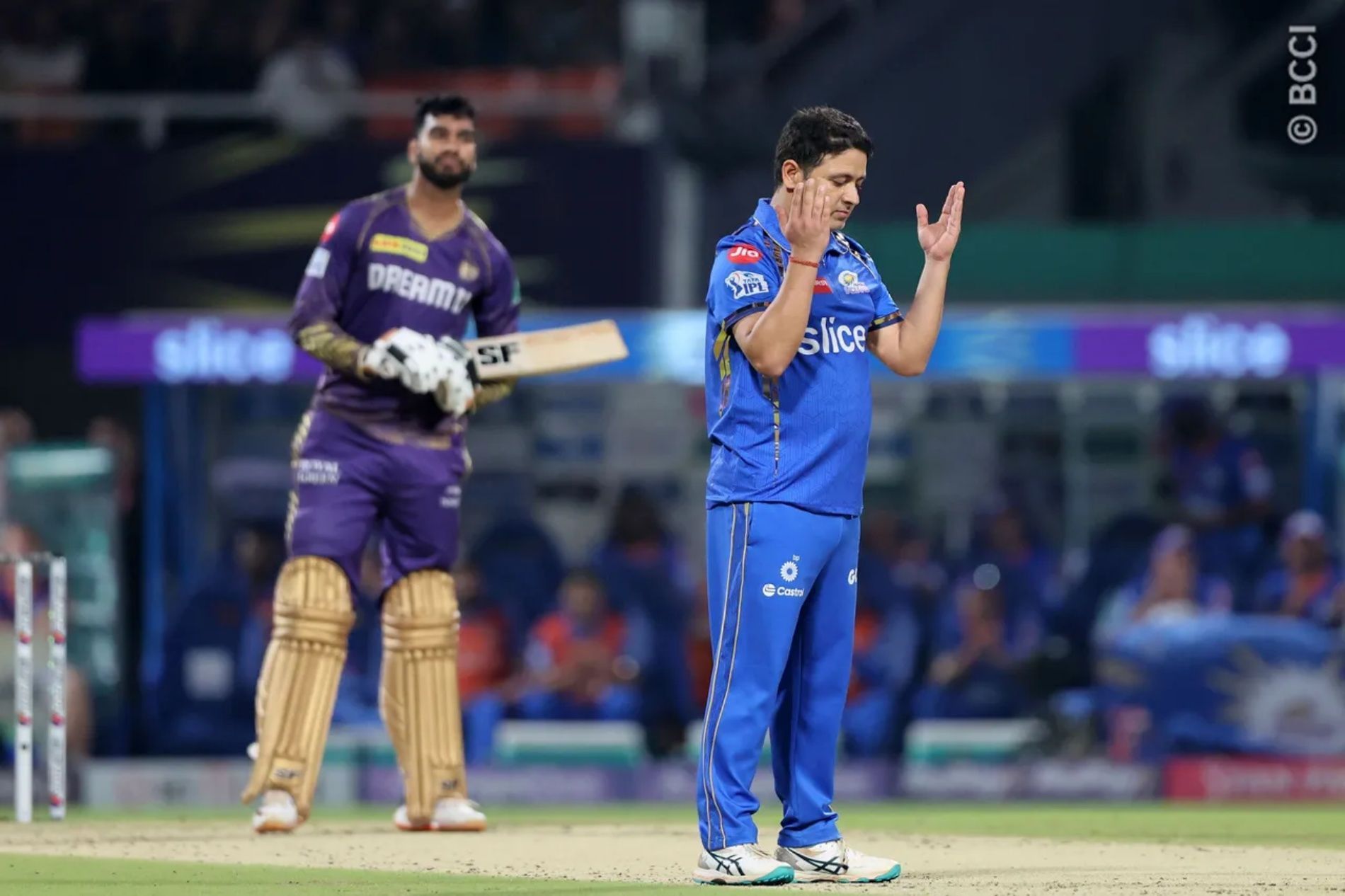 Piyush Chawla reacts during a match against KKR (Image Credits: iplt20.com/ BCCI)