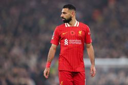 "Without him, they might not be top of the league" - Steve Nicol snubs Mohamed Salah as he names Liverpool star as Player of the Season