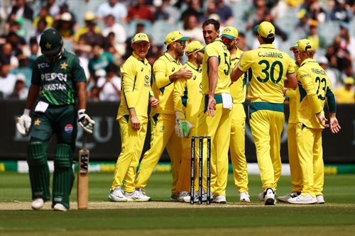 Mitchell Starc and Australia celebrating the wicket of Abdullah Shafique (File image via Getty)