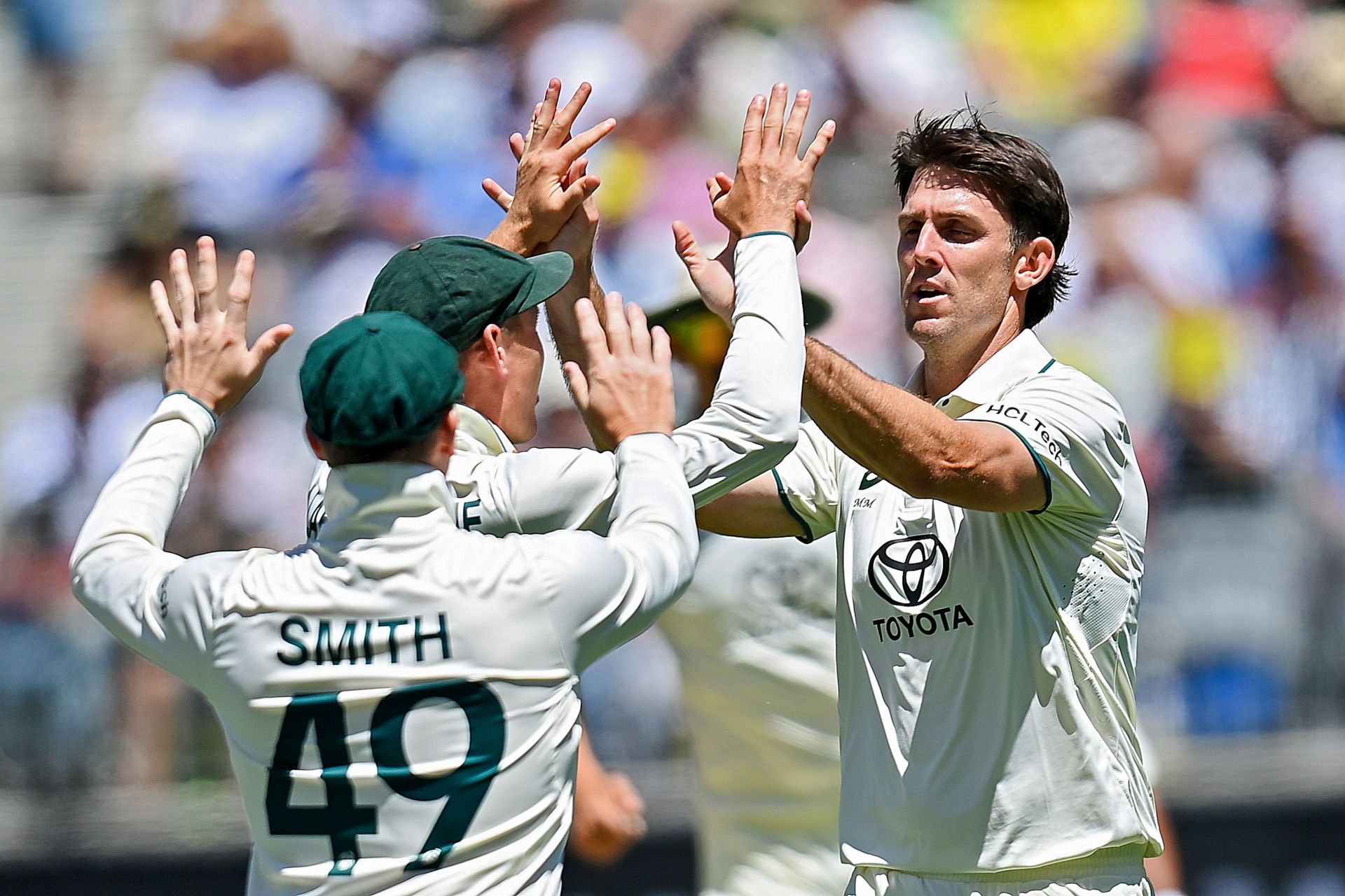 Mitchell Marsh celebrates the wicket of Dhruv Jurel [File image via Getty]