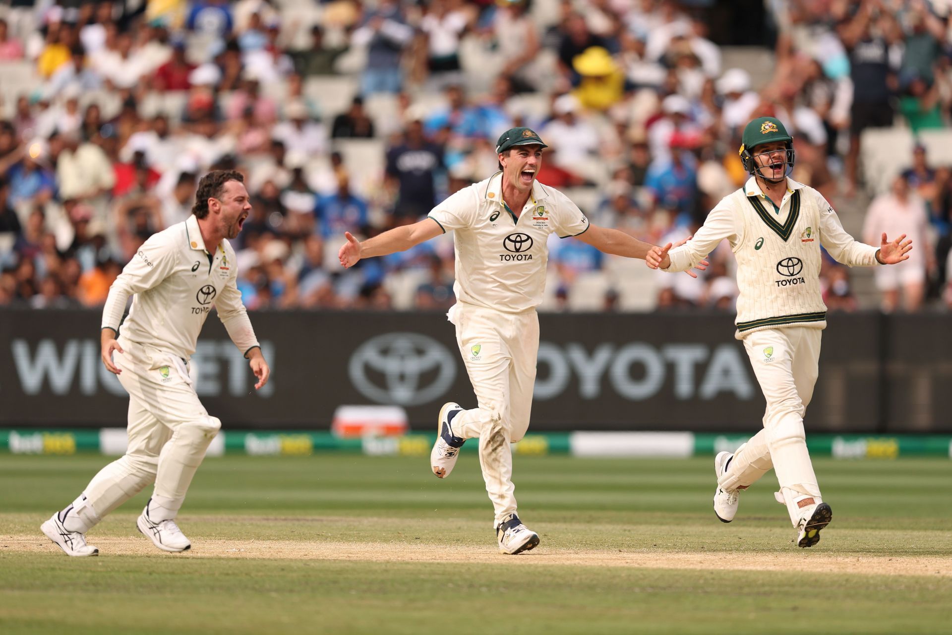 Pat Cummins (middle) led from the front for Australia. (Image Credits: Getty Images)