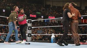'मॉन्स्टर Roman Reigns को आपने...'- WWE Raw में Seth Rollins की उड़ी धज्जियां, लगा गंभीर आरोप