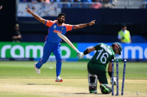 Jasprit Bumrah took the wicket of Mohammad Rizwan to bring India back into the game. Source: Getty