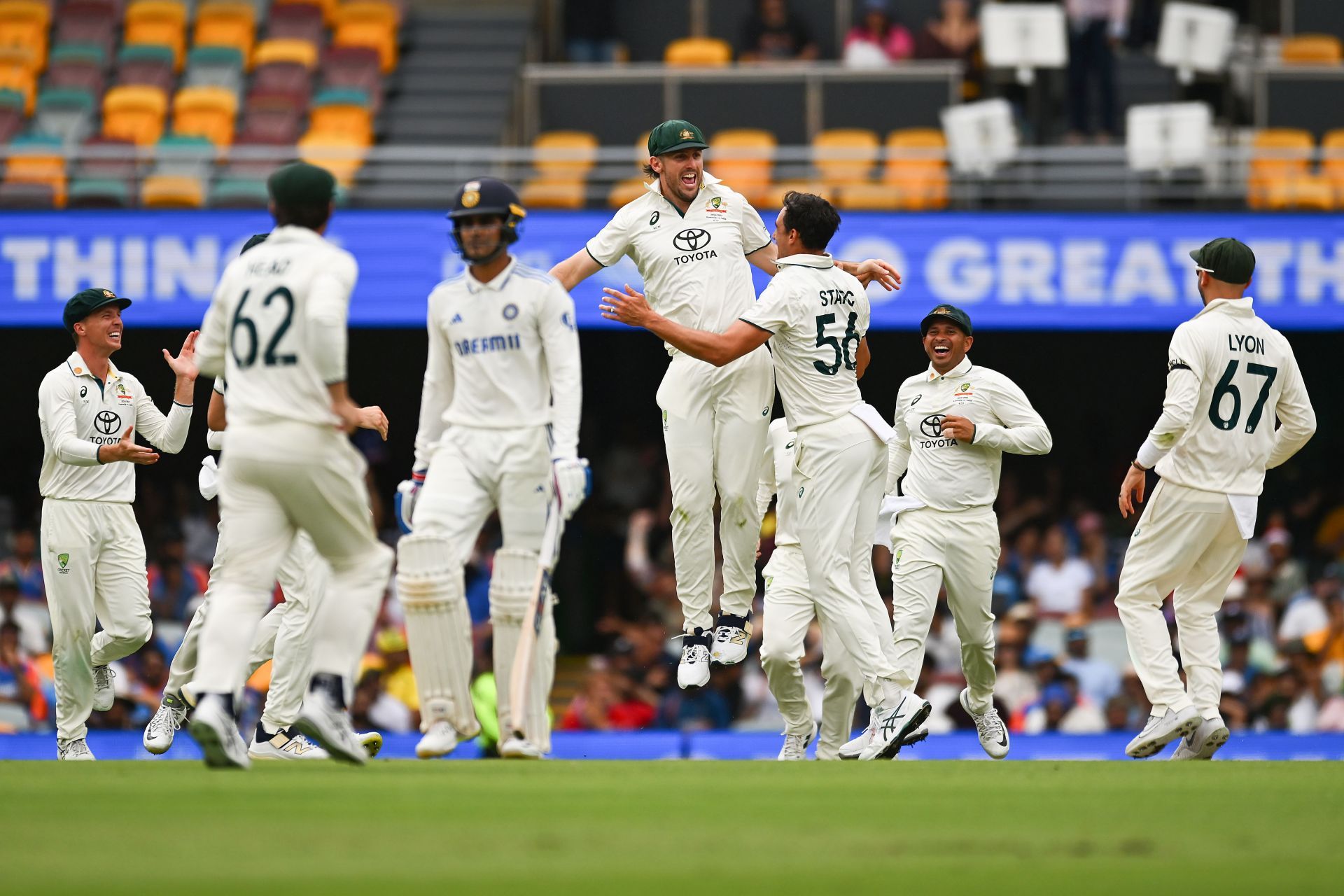 Australia celebrate Shubman Gill&#039;s wicket. (Credits: Getty)