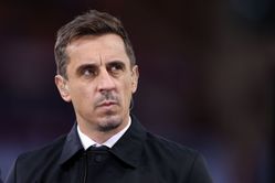 "He probably should be booked" - Gary Neville calls out Manchester CIty star for trying to 'con the referee' in clash against Leicester