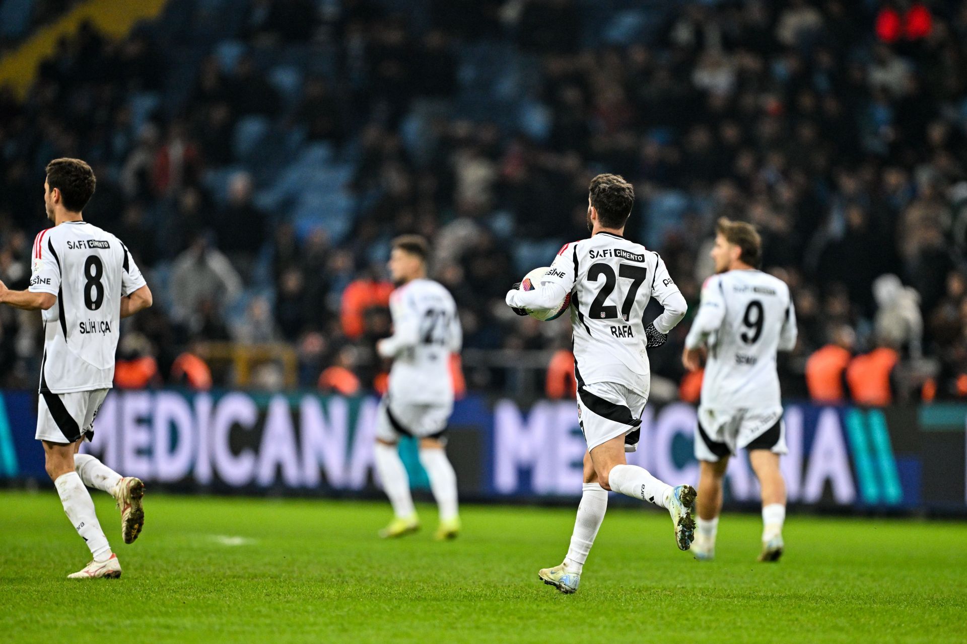 Adana Demirspor v Besiktas - Turkish Super Lig - Source: Getty