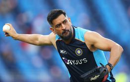 5 legends who fared poorly on their international debut ft. MS Dhoni