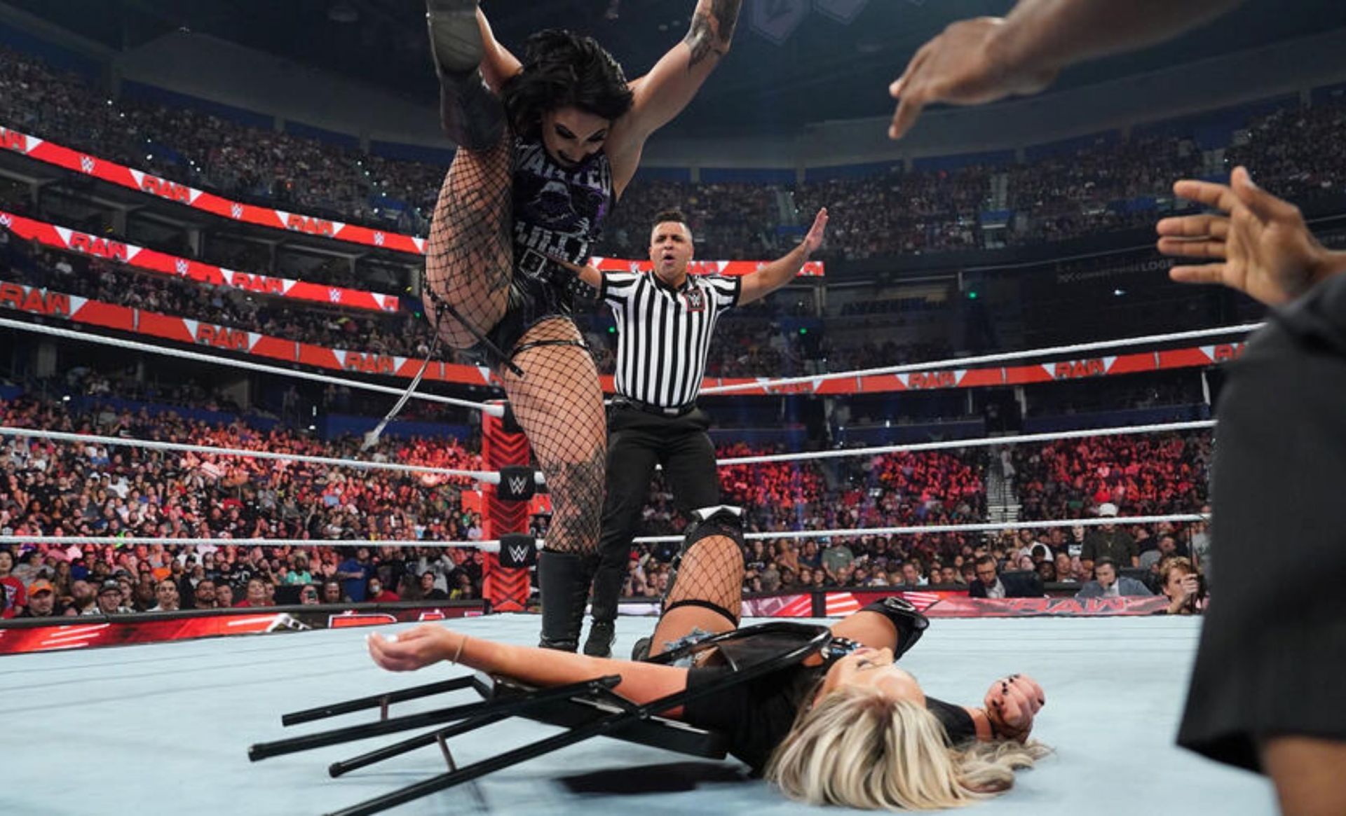 WWE ने बड़ा मैच Raw Netflix डेब्यू के लिए ऑफिशियल कर दिया (Photo: WWE.com)