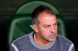Premier League superstar offers himself to Barcelona on free transfer - Reports