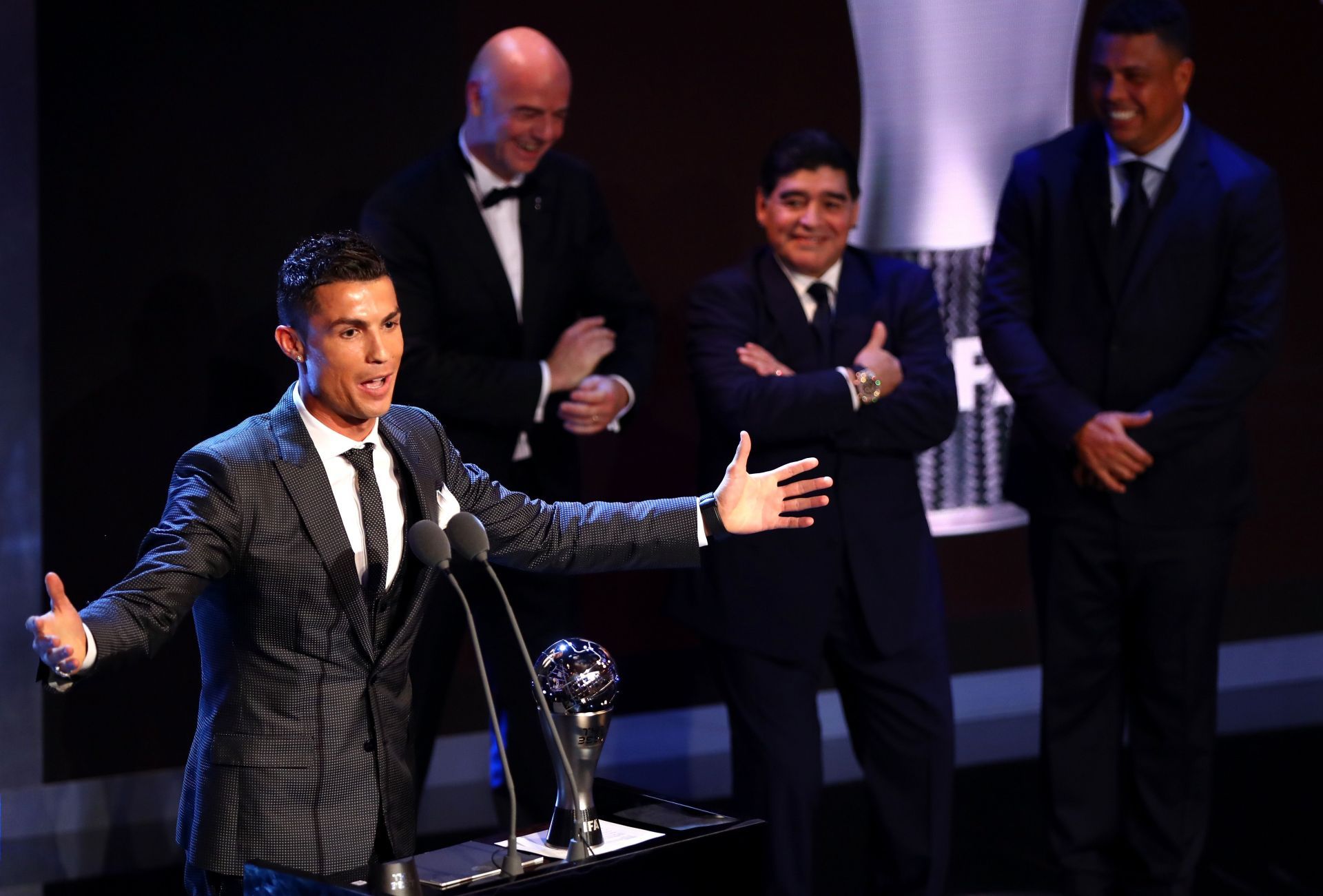 L to R: Ronaldo, Gianni Infantino, Maradona and Ronaldo Nazario - Source: Getty