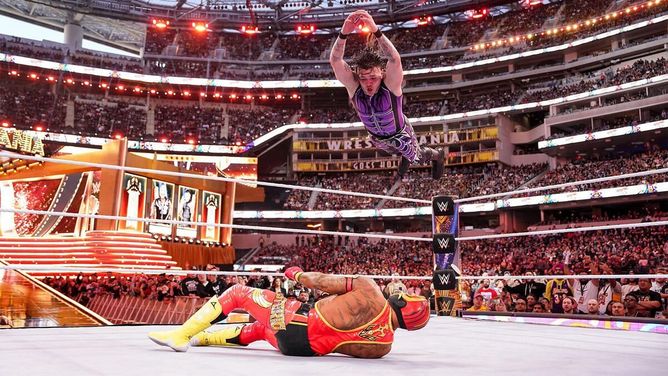 "पैसा नहीं..."- WWE के 'सबसे बड़े हील' ने अपनी मां के ऊपर गंभीर आरोप लगाकर मचाई हलचल