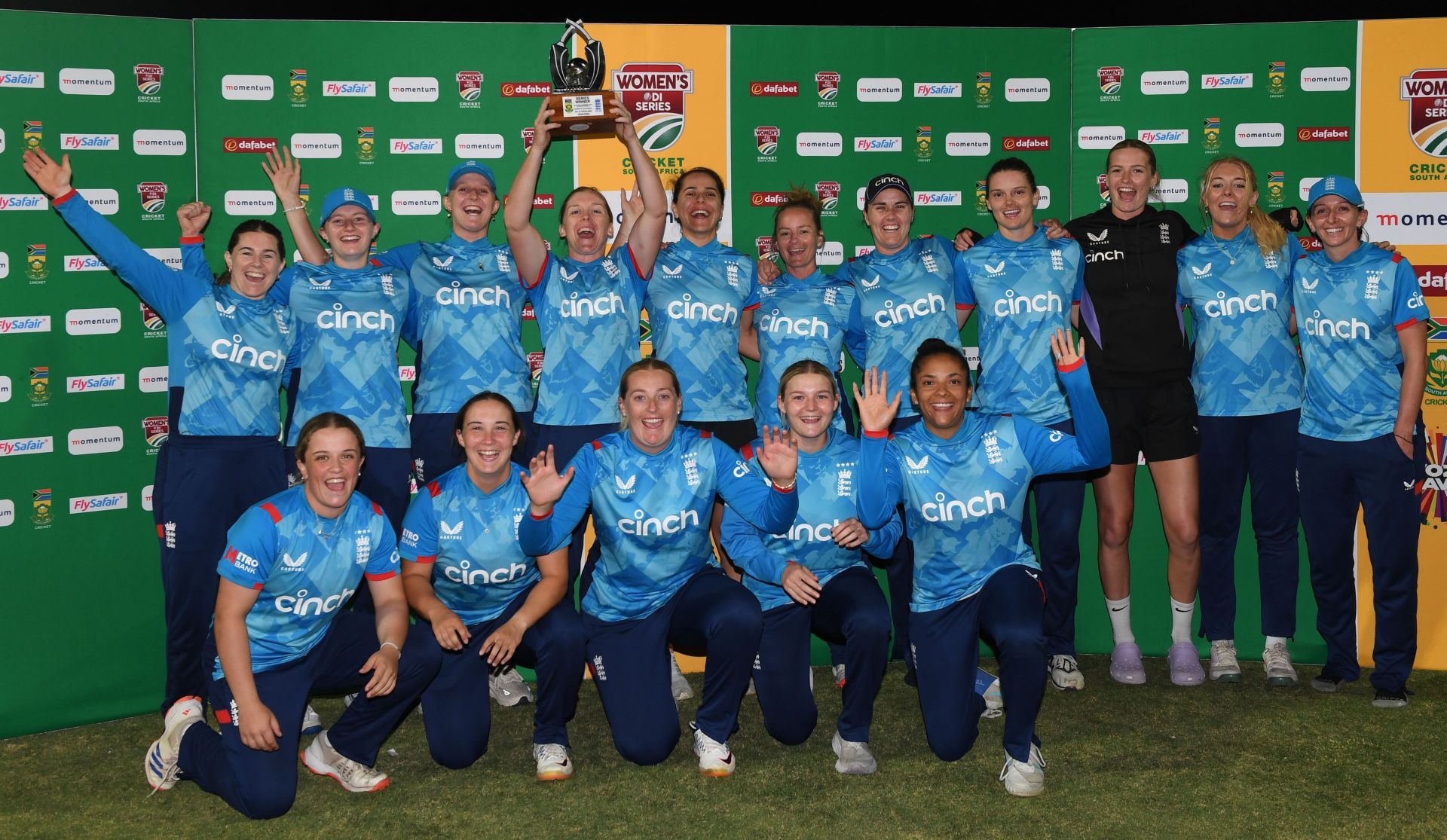 South Africa v England - 3rd Women