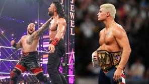 3 कारण क्यों Cody Rhodes को WWE Raw में Roman Reigns vs Solo Sikoa के ट्राइबल कॉम्बैट मैच में दखल देना चाहिए