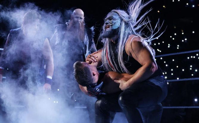 WWE Raw में होंगे शानदार मैच, 8 स्टार्स रिंग में मचाएंगे तबाही? दो पूर्व दोस्तों की होगी भिड़ंत