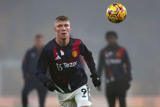 "A bit disturbing" - Rasmus Hojlund slams Manchester United fan for saying ex-coach Ten Hag should be locked up for signing him