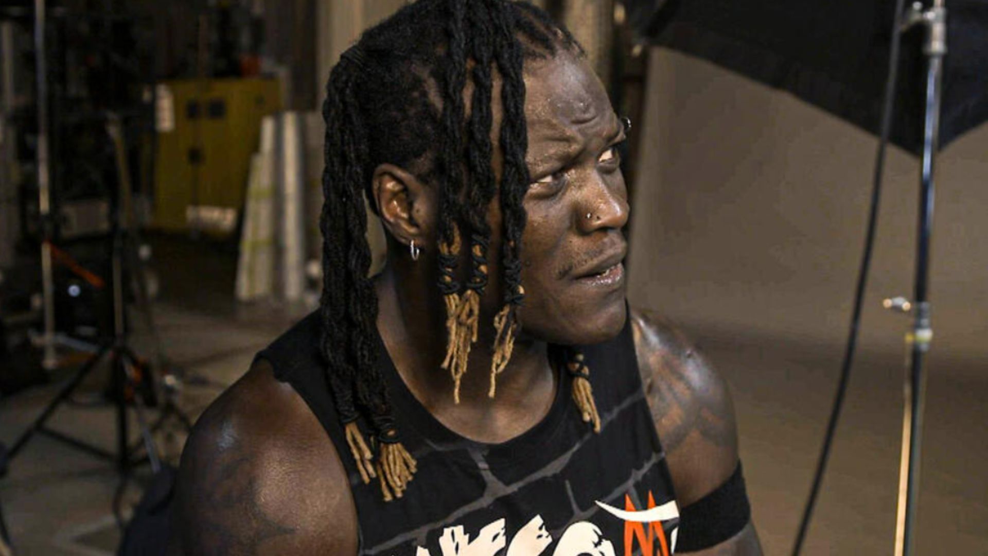 R-Truth backstage (Picture Courtesy: WWE.com)