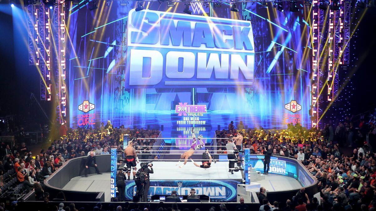 WWE SmackDown में होंगे धमाल जो फैंस को एंटरटेन करने के लिए काफी होंगे (Photo: WWE.com)