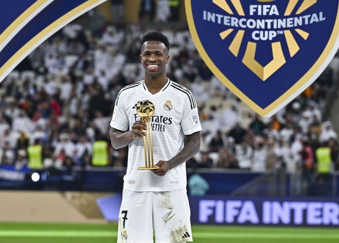 "He's unbelievable and he's relentless" - Chelsea star hails Real Madrid's Vinicius Jr as best player he's played against