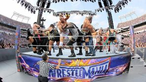 WWE के साथ 9 साल तक काम करने वाले पूर्व सुपरस्टार के घर गूंजी किलकारी, फैंस को मिली खुशखबरी