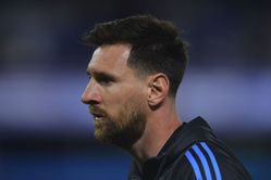 Lionel Messi's ex-teammate in Manchester United's 3-man transfer shortlist to bolster defense: Reports