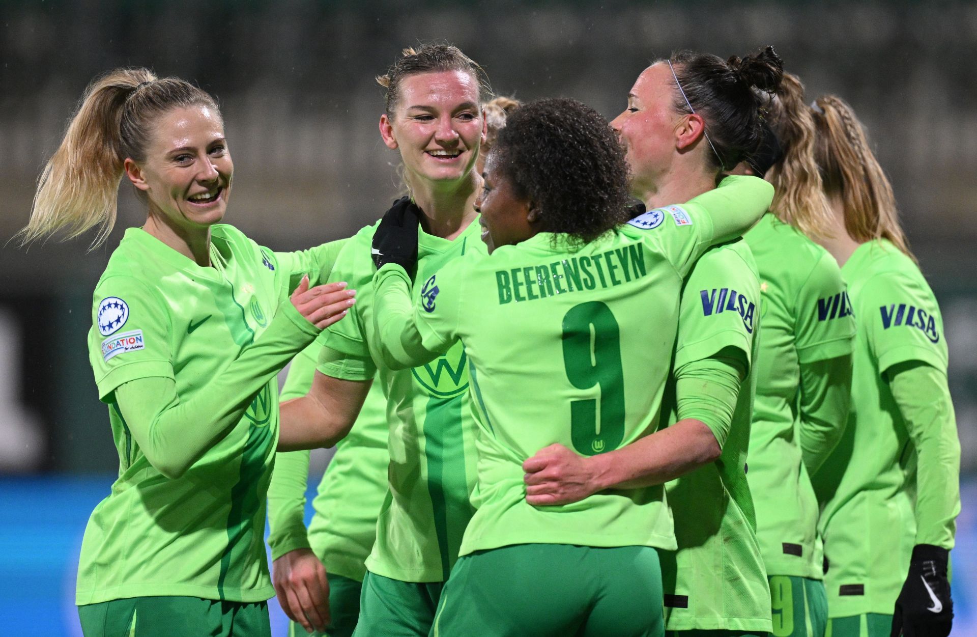 VfL Wolfsburg v Galatasaray A.S. - UEFA Women