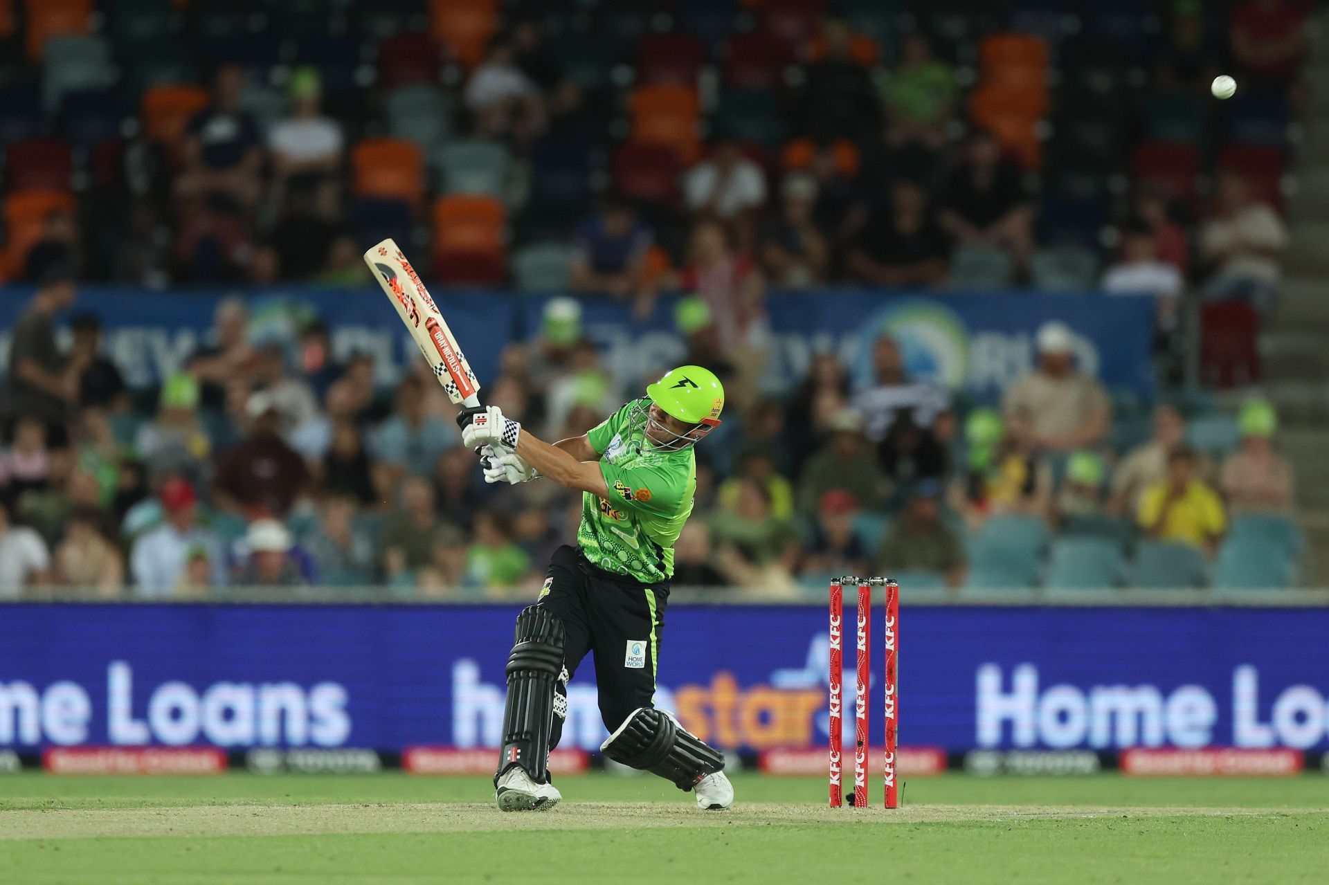 David Warner batting. (Image Credits: Getty)