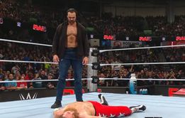 Raw में पूर्व WWE चैंपियन की हुई शॉकिंग वापसी, धमाल मचाकर Roman Reigns के साथी पर किया अटैक