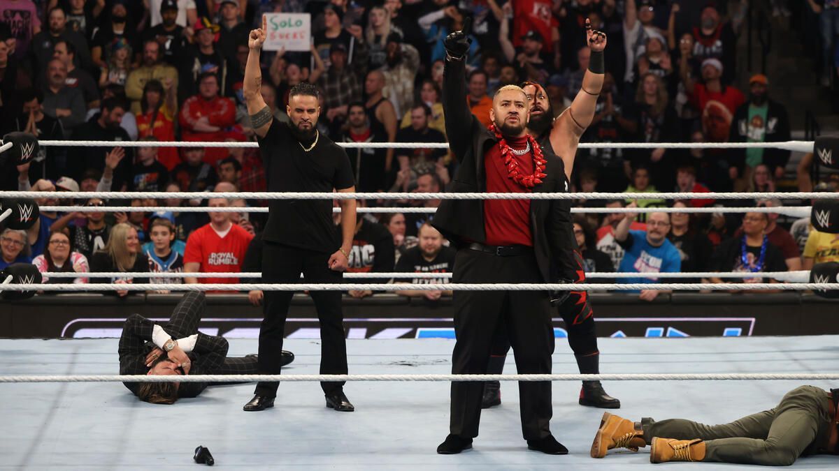 The Bloodline 2.0 on SmackDown (Photo credit: WWE.com)