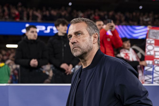 Hansi Flick wants Barcelona to sign Chelsea and Real Madrid target as Ronald Araujo replacement - Reports