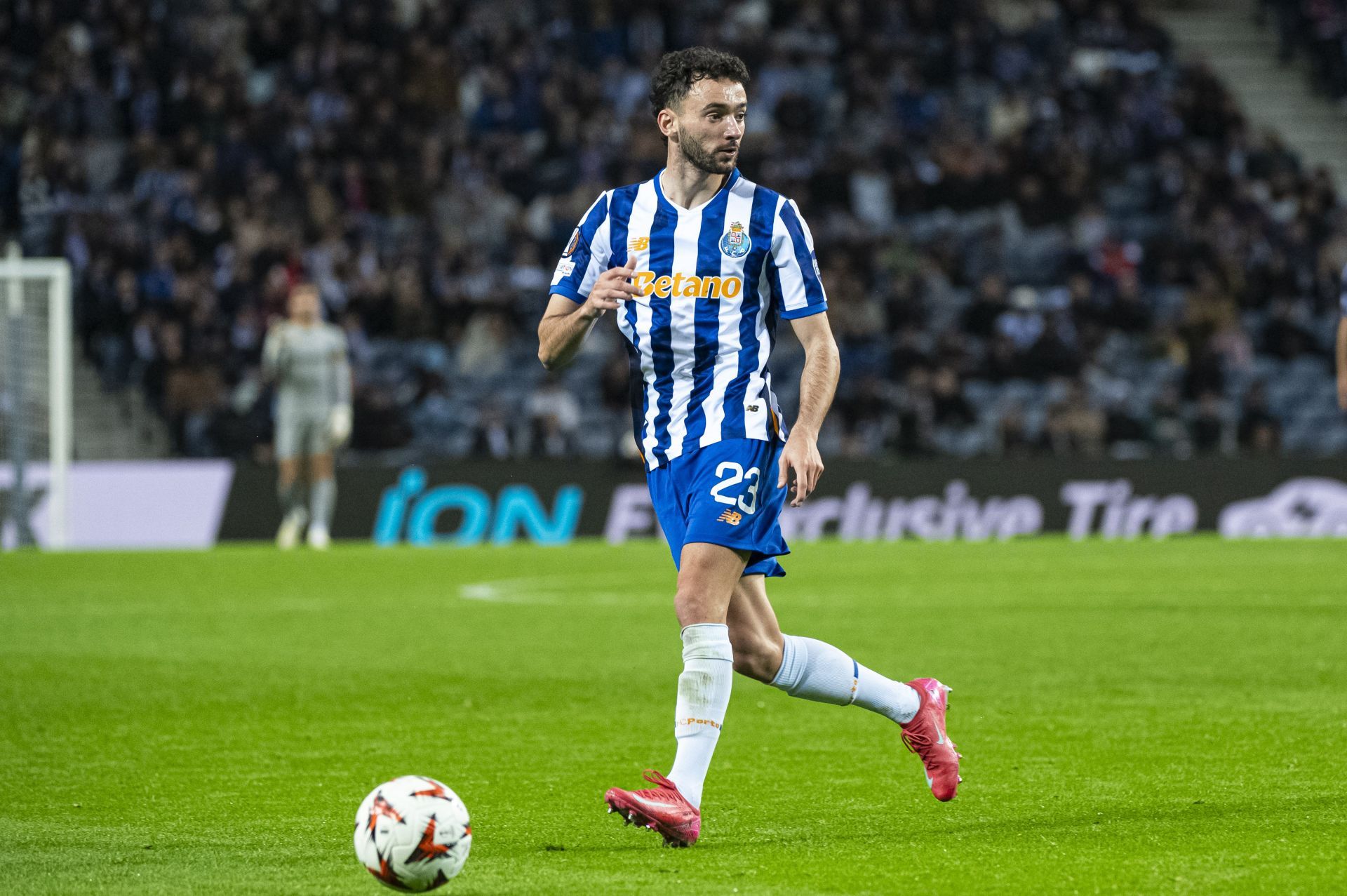 FC Porto v Olympiacos FC - UEFA Europa League 2024/25 League Phase MD7 - Source: Getty