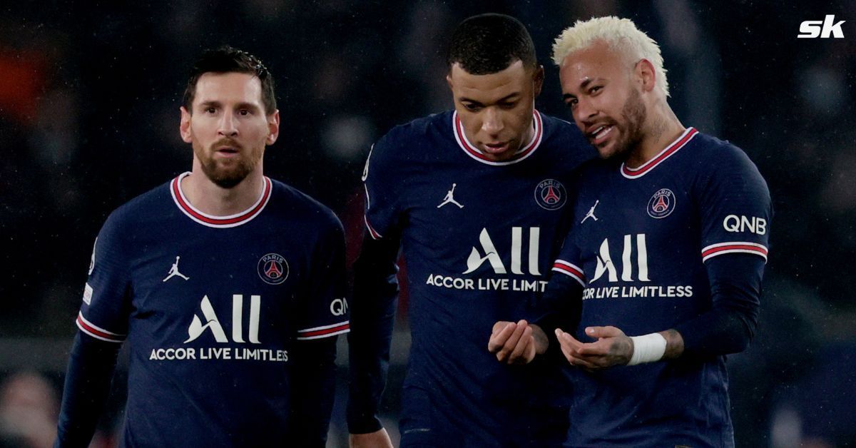 Messi (left), Mbappe (center), Neymar (right)