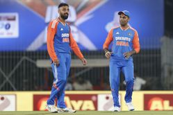 Varun Chakravarthy bamboozles and castles Jamie Overton with a googly in IND vs ENG 2025 2nd T20I [Watch]