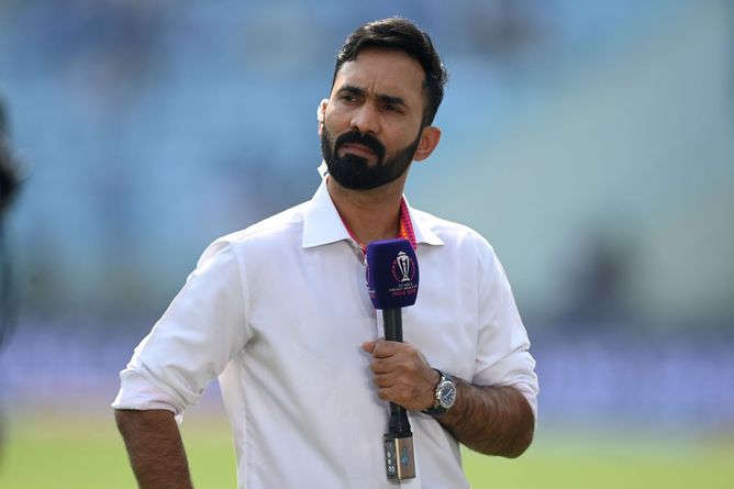 Dinesh Karthik hilariously replies to fan after getting run out in SA20 2025 match