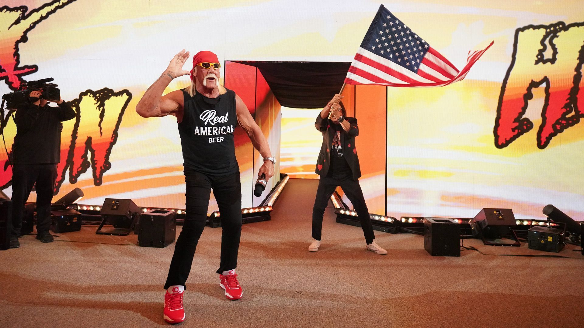 Hulk Hogan and Jimmy Hart return to WWE RAW