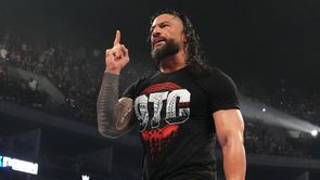 "Roman Reigns के बिना"- SmackDown पर फूटा WWE फैंस का गुस्सा, आलोचना करते हुए आई प्रतिक्रियाएं