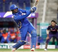 Romario Shepherd blasts USA bowler for 26 runs off last 5 balls in MIE vs ADKR ILT20 2025 match [Watch]