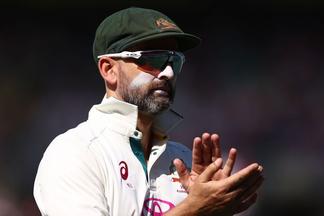 "I can cut it off and play": Nathan Lyon reveals Australia spinner's stunning response to his thumb injury ahead of SL vs AUS 2025 Test series