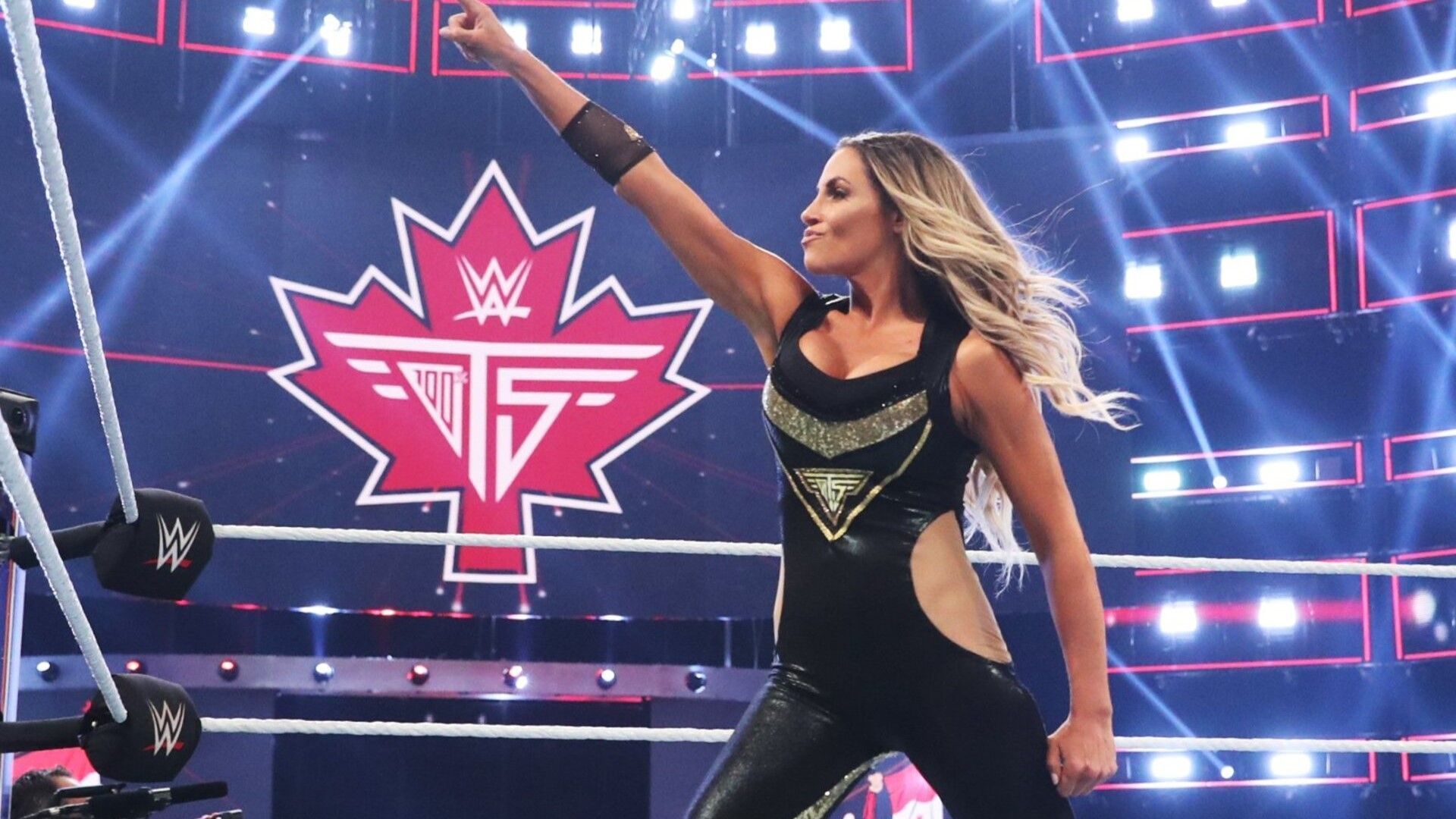 WWE Hall of Famer Trish Stratus shouts-out the fans