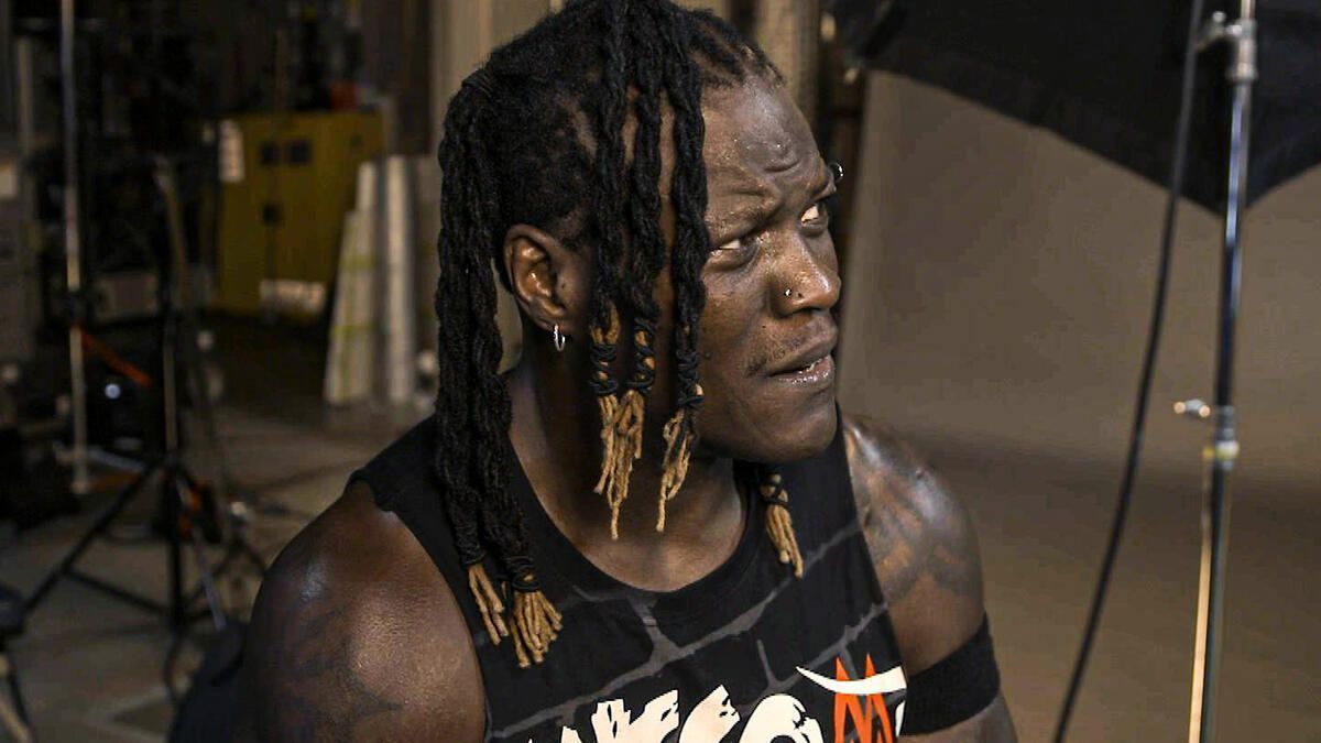 R-Truth backstage on RAW (Picture Courtesy: WWE.com)