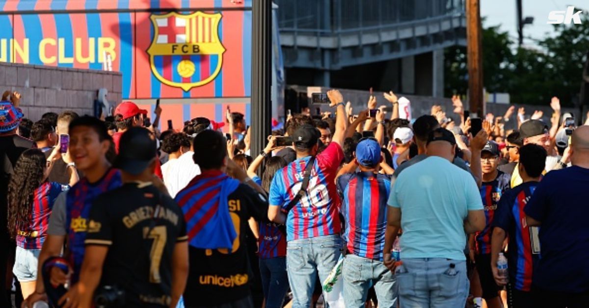 Barcelona fans (Image via Getty)