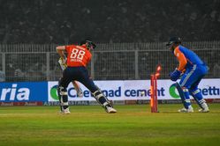 Shastri, Gavaskar take a dig at Harry Brook on air over his ‘smog’ comment after Varun Chakravarthy dismisses the Englishman in IND vs ENG 2nd T20I