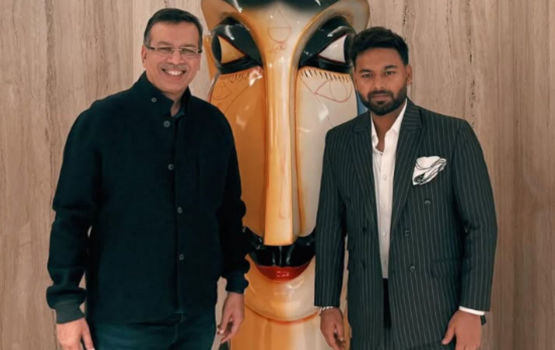 LSG owner Sanjiv Goenka, Rishabh Pant 