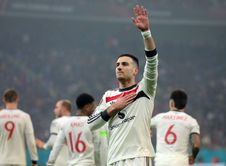 FCSB 0-2 Manchester United: Player Ratings as Dalot and Mainoo score in a comfortable win for the Red Devils | UEFA Europa League 2024-25