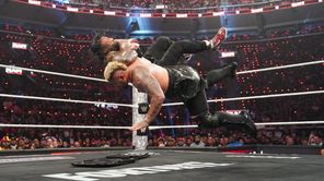 3 बड़े कदम जो इस हफ्ते WWE SmackDown में वापसी कर Solo Sikoa उठा सकते हैं