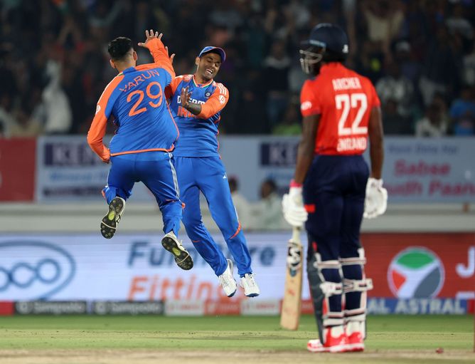 Varun Chakravarthy strikes twice in his last over to complete an excellent five-wicket haul in IND vs ENG 2025 3rd T20I [Watch]
