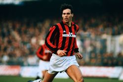"A player like him comes along every 50 or 100 years" - When Marco van Basten picked between Lionel Messi and Cristiano Ronaldo