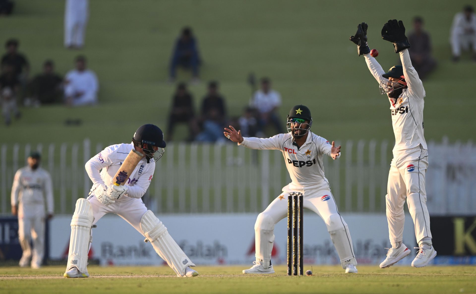 Pakistan v England - 3rd Test Match: Day Two